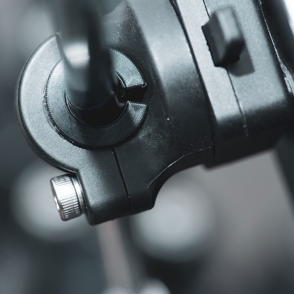 Oxford CLIQR Motorcycle Mirror Phone Mount OX854 Lifestyle 2