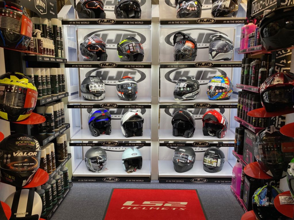 BDLA-Motorbikes-Shop-Images-Helmets-1