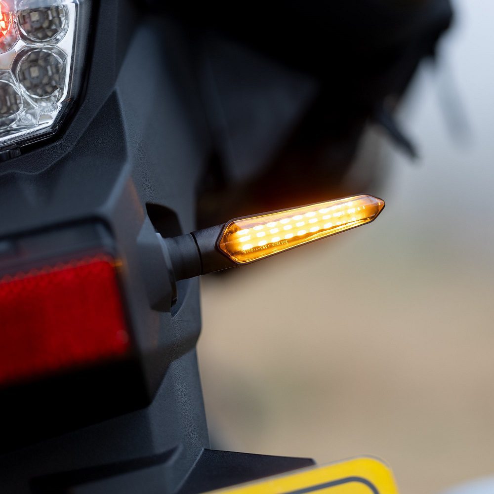 Oxford Dark Hunter Sequential LED Motorcycle Indicators EL366 Lifestyle 1