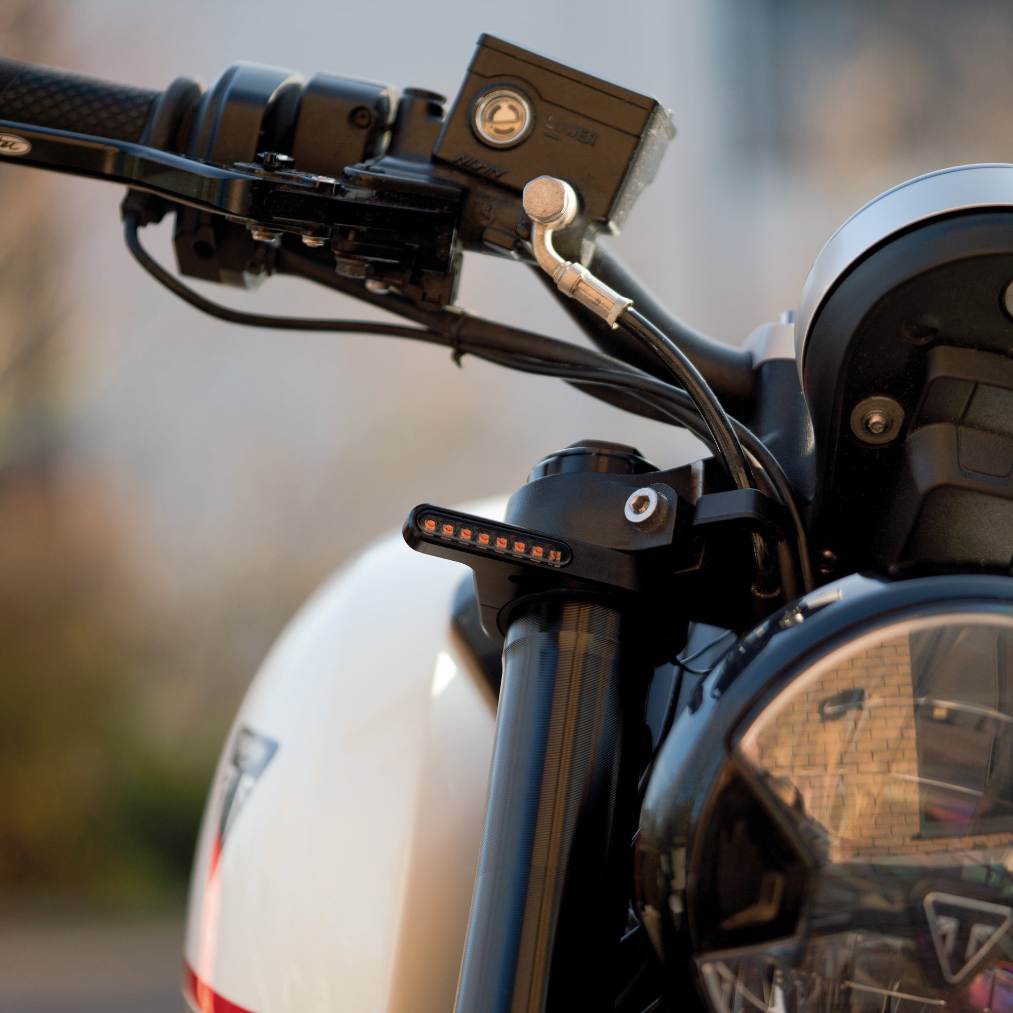 Oxford DarkTurner Fork Mounted Motorcycle Indicators (EL367) 2