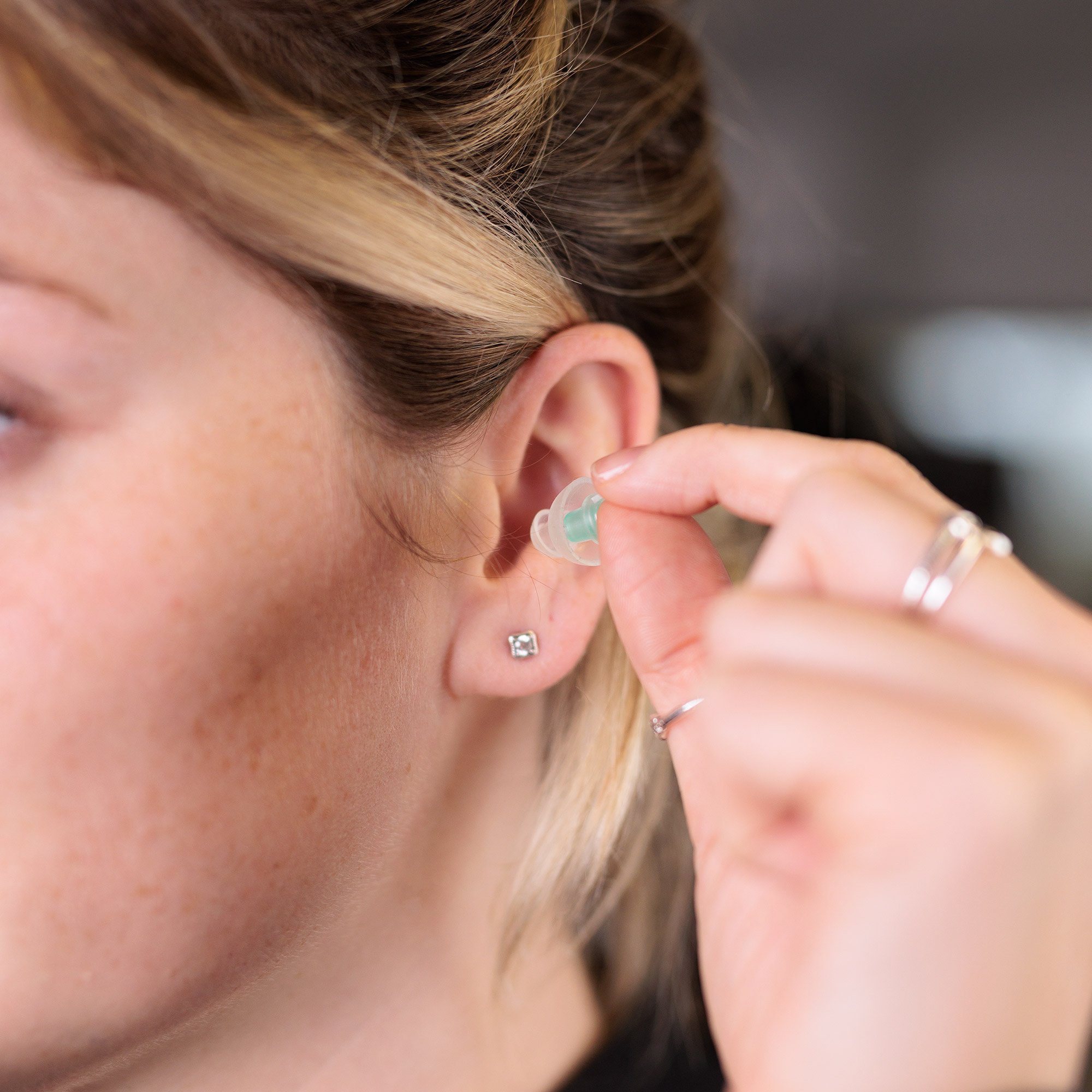 Oxford Motorcycle Filterbuds Small Fit OX654 Lifestyle 1