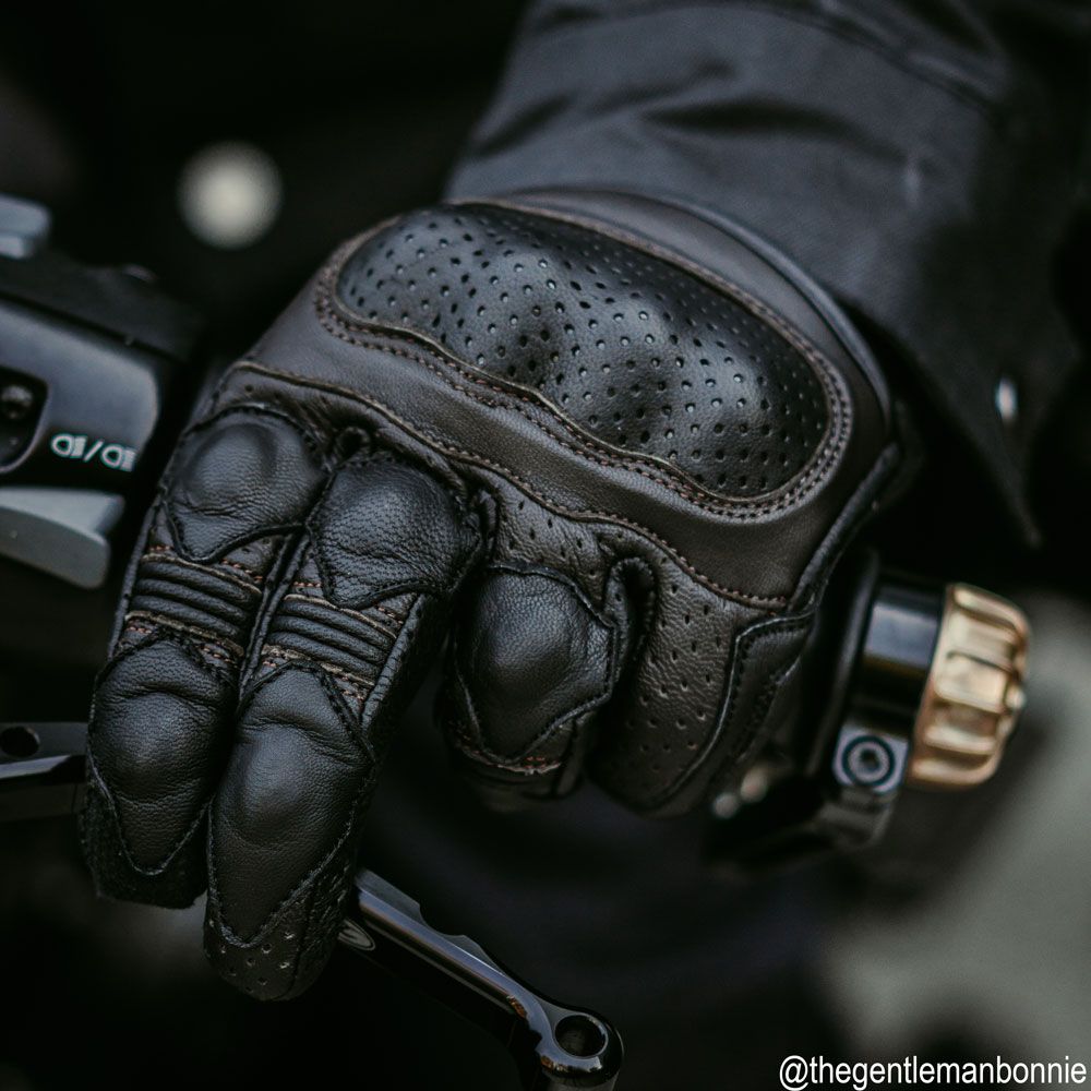 Spada Corso Motorcycle Gloves Brown Black Lifestyle 2