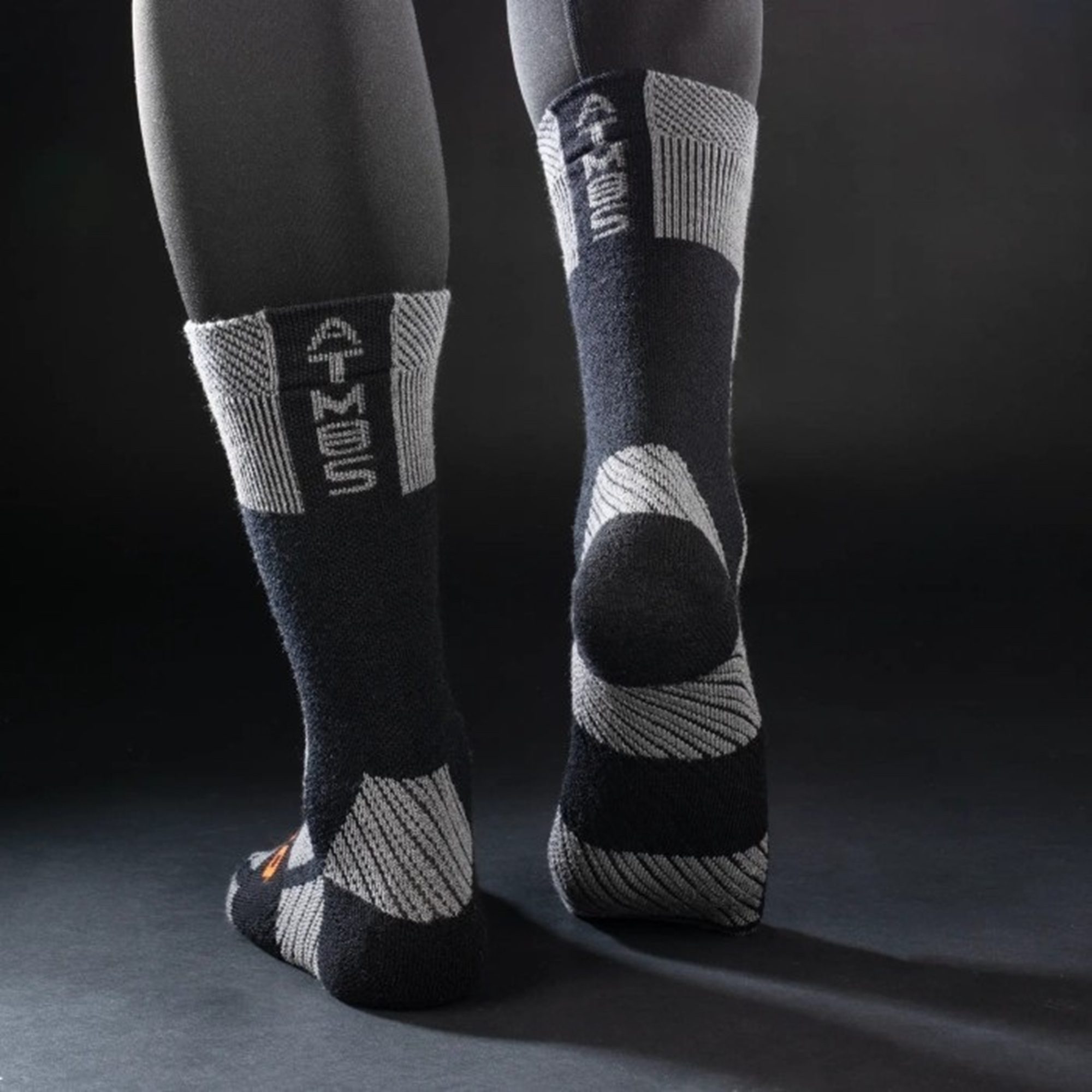Oxford Atmos Heatcore Merino Motorcycle Socks Lifestyle 2