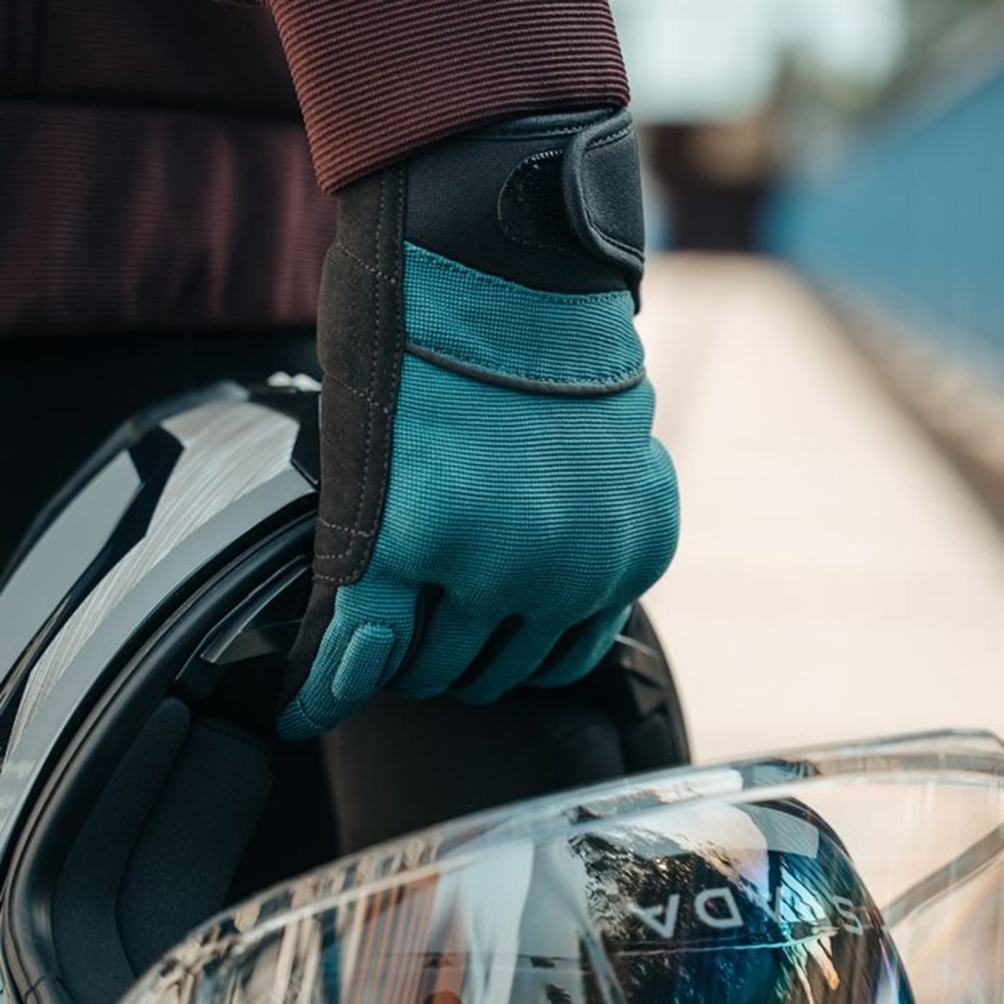Spada Blade Motorcycle Gloves Coral Blue 4