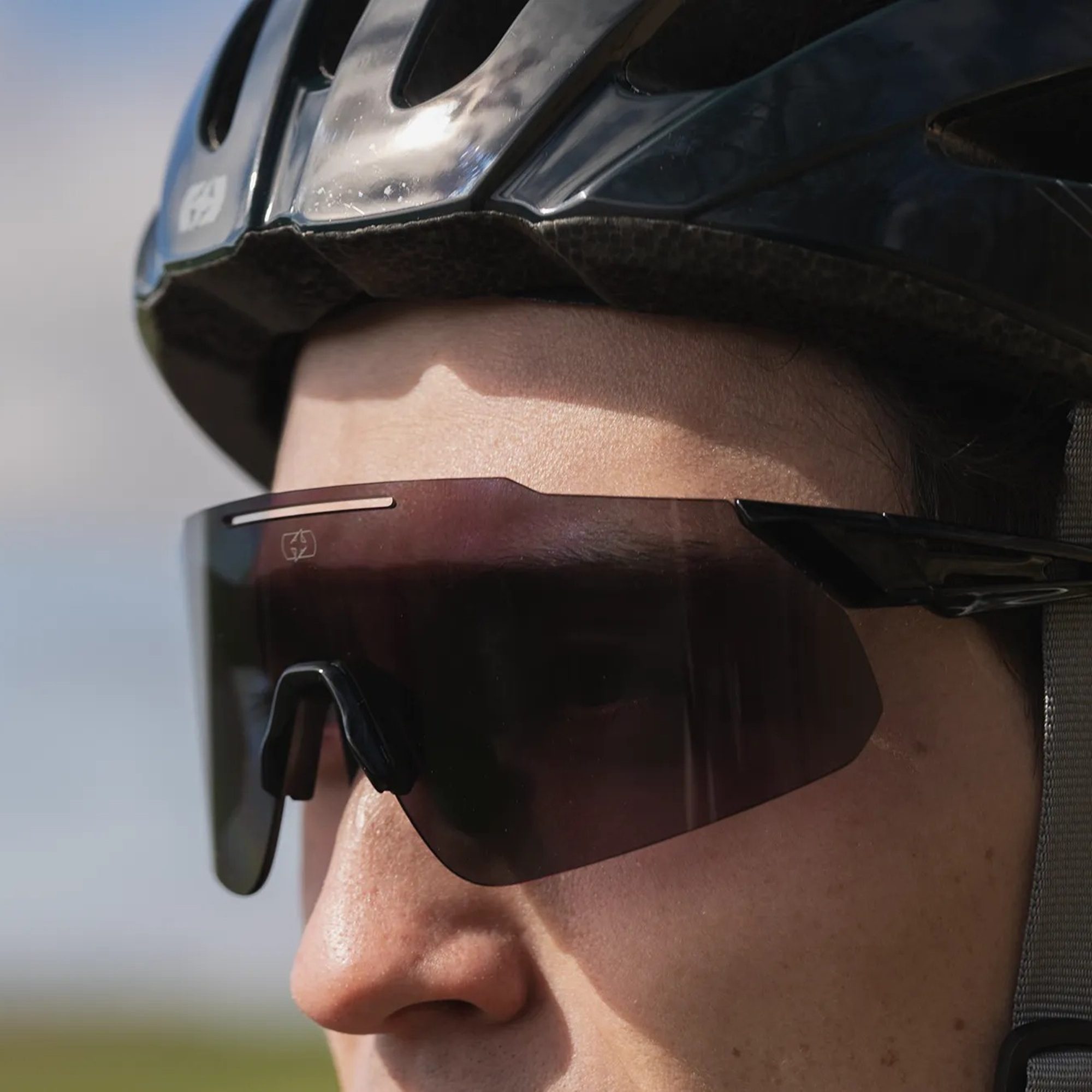 Oxford Corsa Motorcycle Sunglasses Black Smoke Lens Lifestyle 3