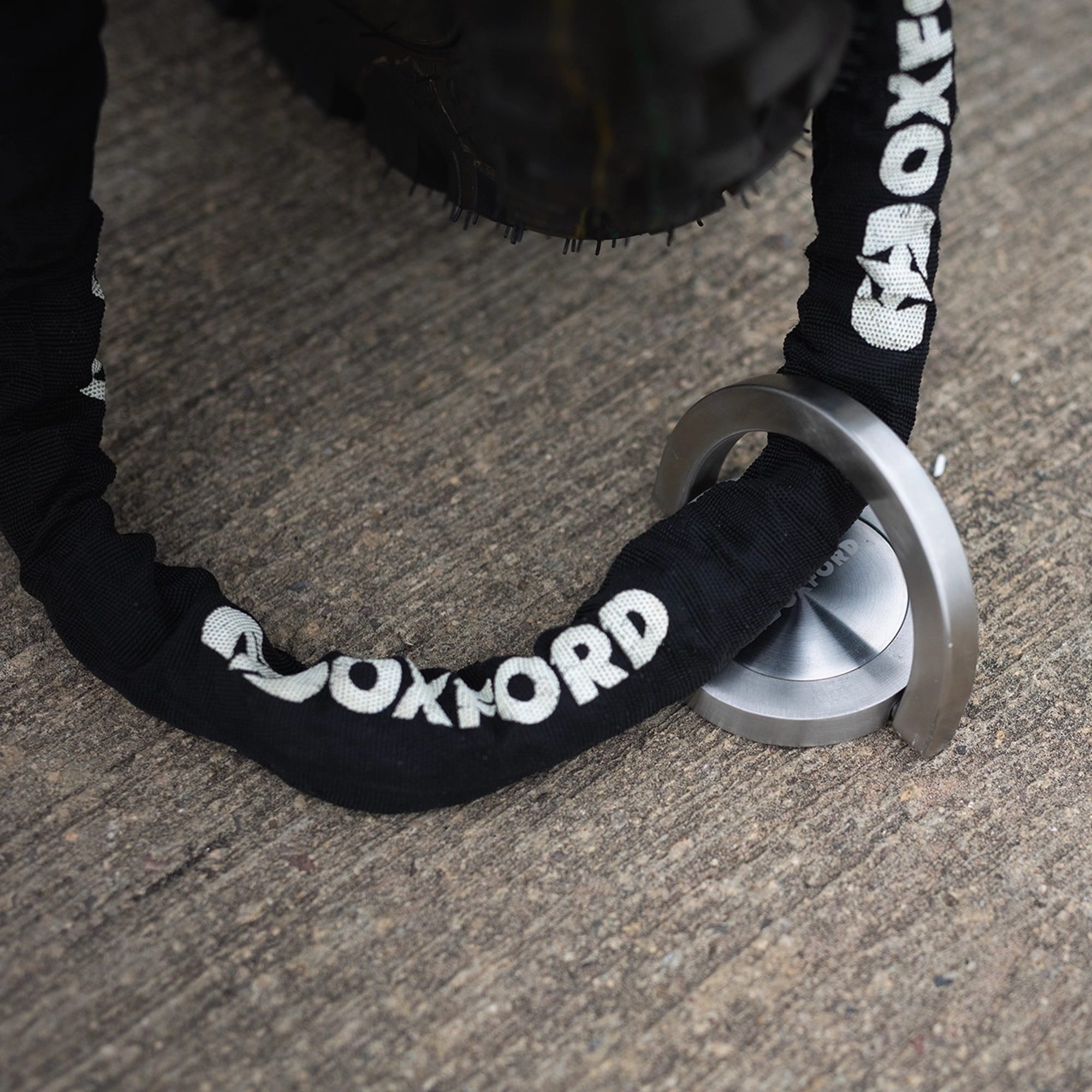 Oxford Motorcycle Ground Force Anchor Lifestyle 2